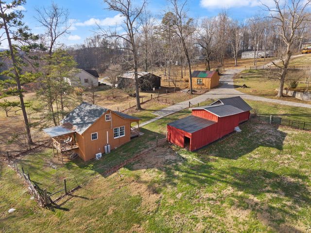 305 Lone Oak Road, Mt Vernon, KY 40456