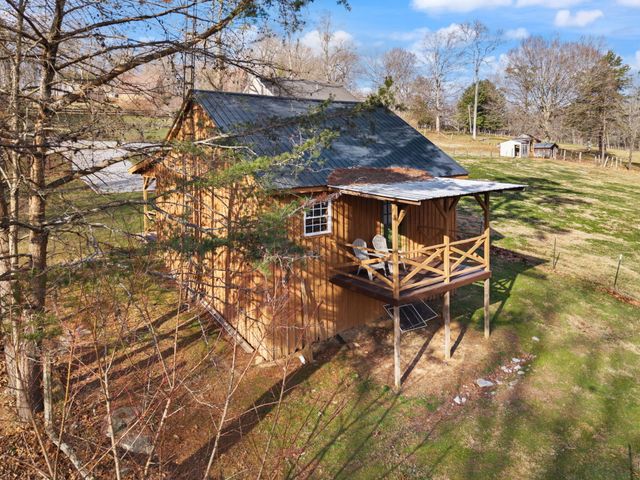 305 Lone Oak Road, Mt Vernon, KY 40456