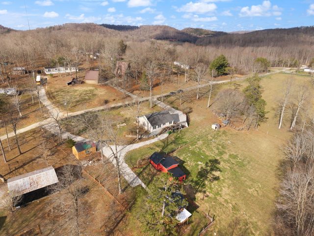 305 Lone Oak Road, Mt Vernon, KY 40456