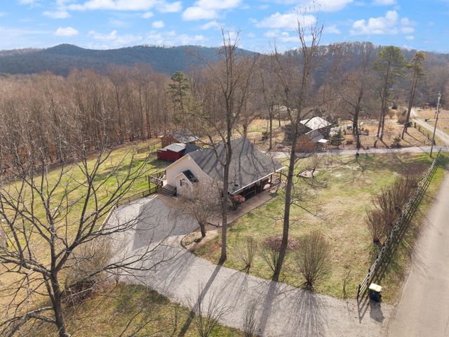 305 Lone Oak Road, Mt Vernon, KY 40456