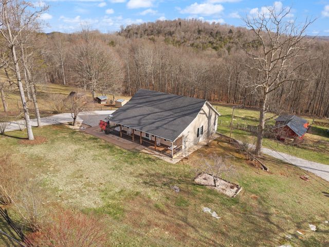 305 Lone Oak Road, Mt Vernon, KY 40456