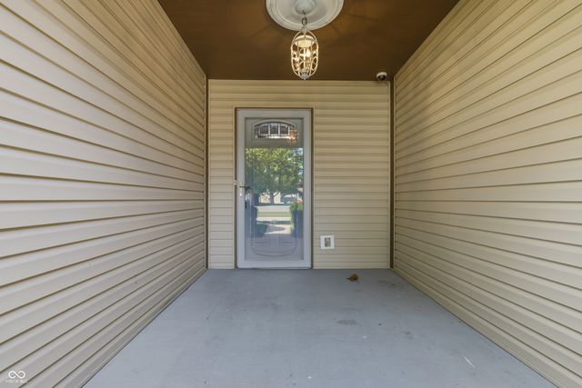 2641 Branigin Creek Boulevard, Franklin, IN 46131