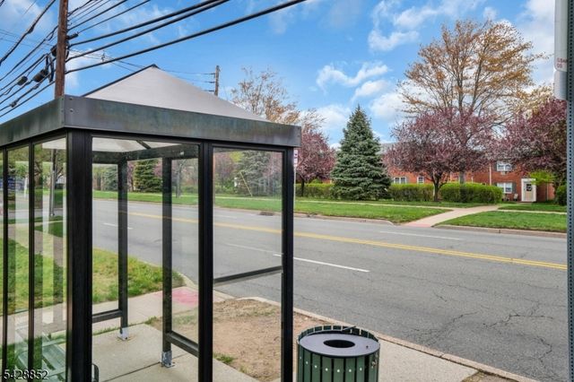 1152 Valley Rd 2B, Wayne Twp., NJ 07470