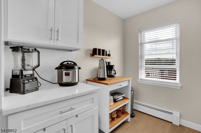1152 Valley Rd 2B, Wayne Twp., NJ 07470