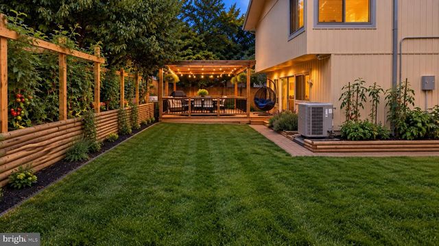 9124 TULIP GROVE RD, Gaithersburg, MD 20879