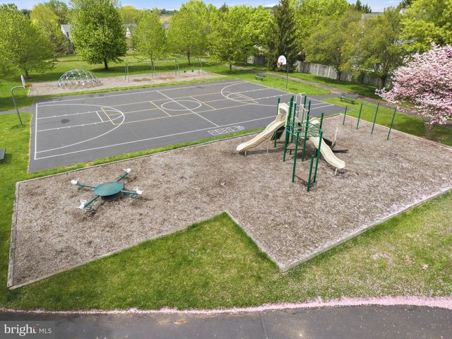 7305 FALLING LEAVES CT, Marriottsville, MD 21104
