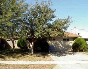2317 Vialoux Dr, Corpus Christi, TX 78418