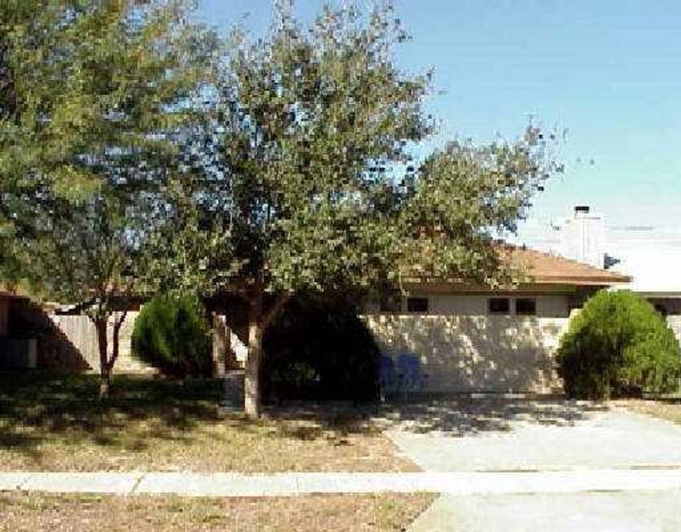 2317 Vialoux Dr, Corpus Christi, TX 78418