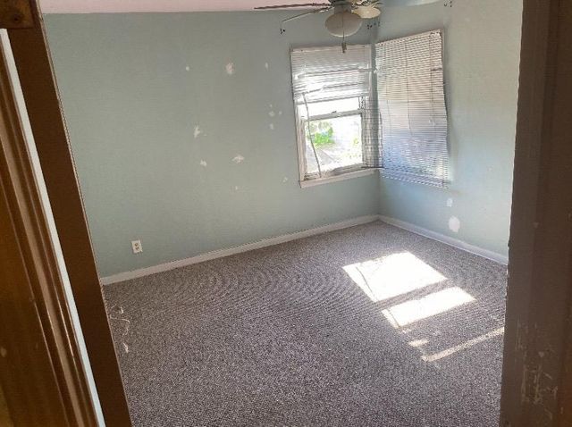 1343 N Esther Way, Fresno, CA 93728