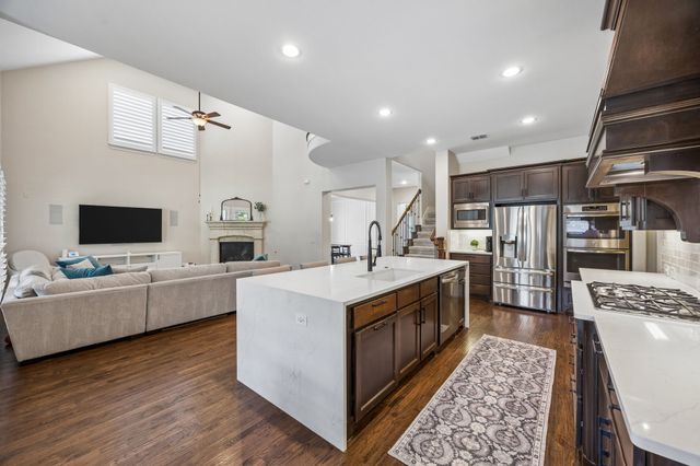 1570 Tumbling River Drive, Frisco, TX 75036