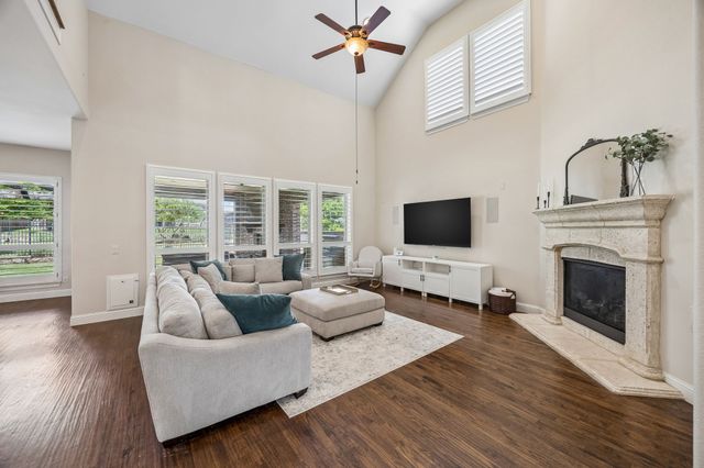 1570 Tumbling River Drive, Frisco, TX 75036