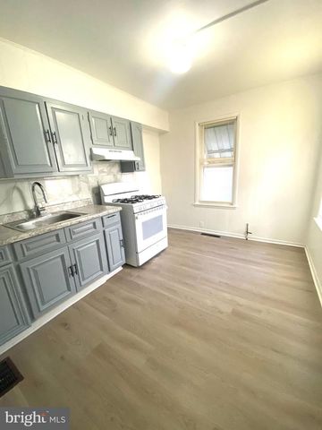 312 CARPENTER ST, Reading, PA 19602