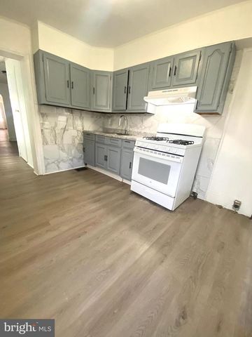 312 CARPENTER ST, Reading, PA 19602