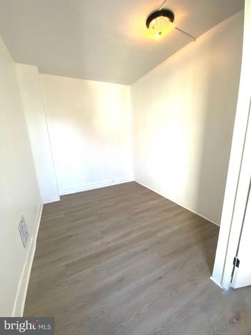 312 CARPENTER ST, Reading, PA 19602