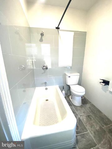 312 CARPENTER ST, Reading, PA 19602