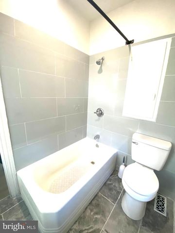 312 CARPENTER ST, Reading, PA 19602