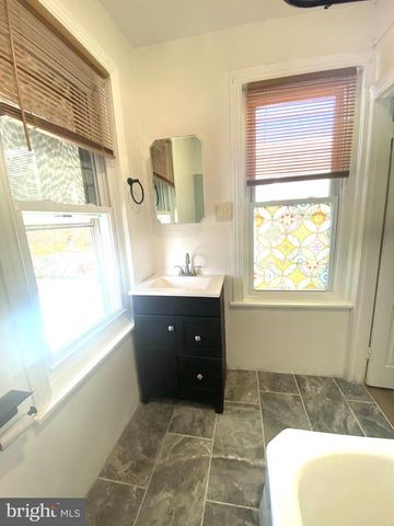 312 CARPENTER ST, Reading, PA 19602