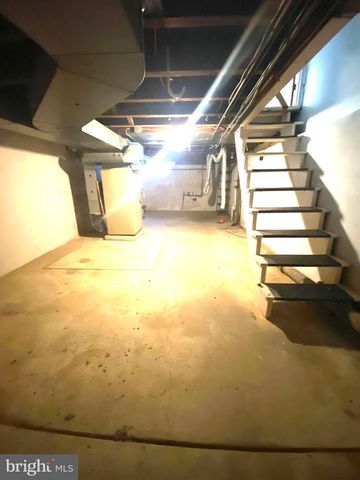 312 CARPENTER ST, Reading, PA 19602