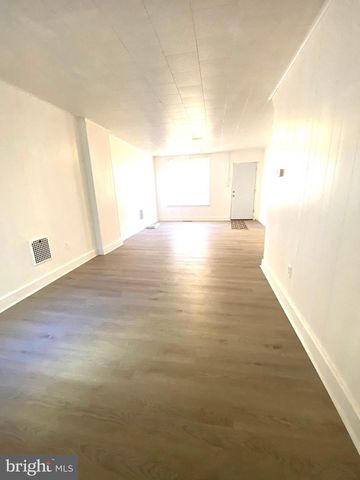 312 CARPENTER ST, Reading, PA 19602