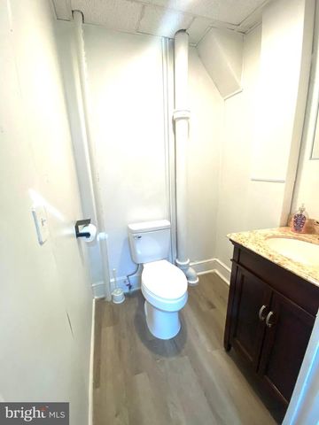 312 CARPENTER ST, Reading, PA 19602