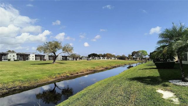 559 Normandy L 559, Delray Beach, FL 33484