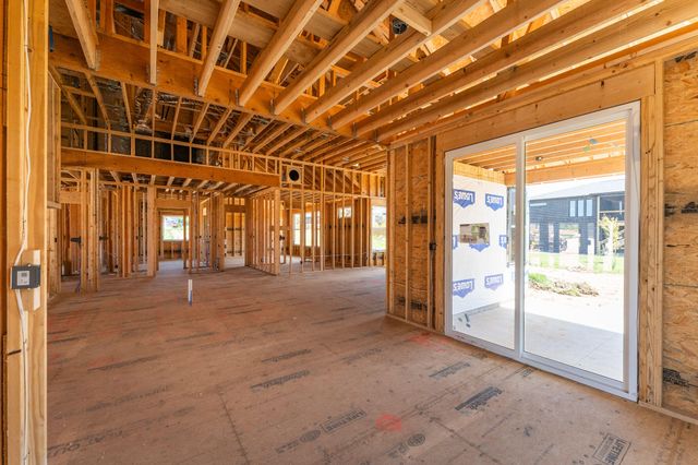 1848 E Skyline Avenue, Ozark, MO 65721
