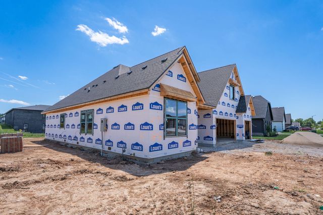 1848 E Skyline Avenue, Ozark, MO 65721