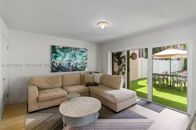 650 N Rio Vista Blvd, Fort Lauderdale, FL 33301
