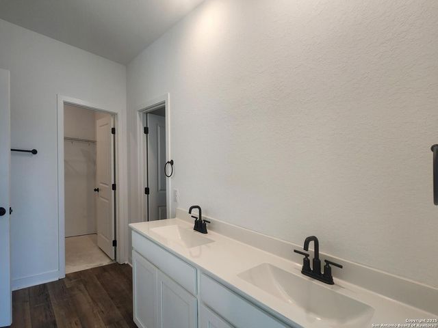 1443 Lockett Falls, San Antonio, TX 78245