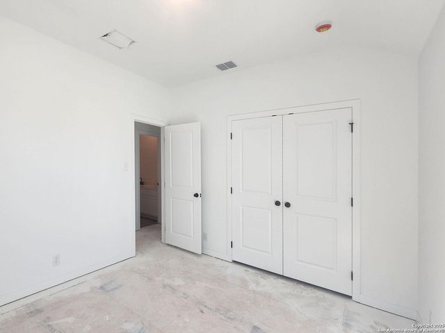 1443 Lockett Falls, San Antonio, TX 78245