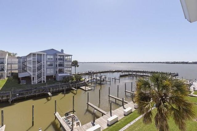 4011 Nasa Rd 1 306, Seabrook, TX 77586