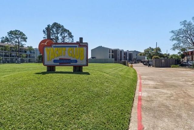 4011 Nasa Rd 1 306, Seabrook, TX 77586