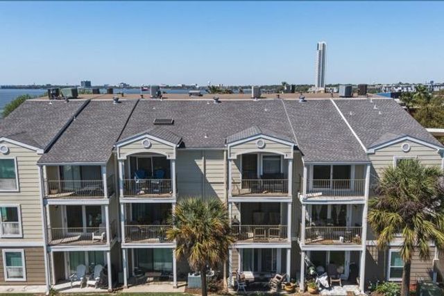 4011 Nasa Rd 1 306, Seabrook, TX 77586