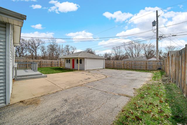 93 Lincoln Avenue, Hobart, IN 46342