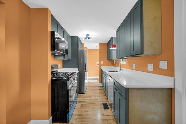 93 Lincoln Avenue, Hobart, IN 46342