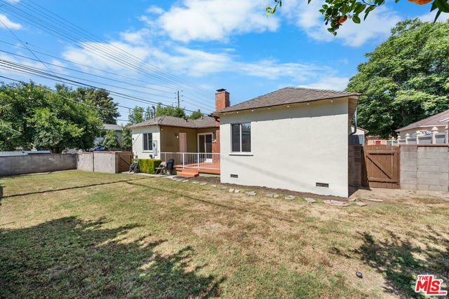 8900 Amigo Avenue, Northridge, CA 91324