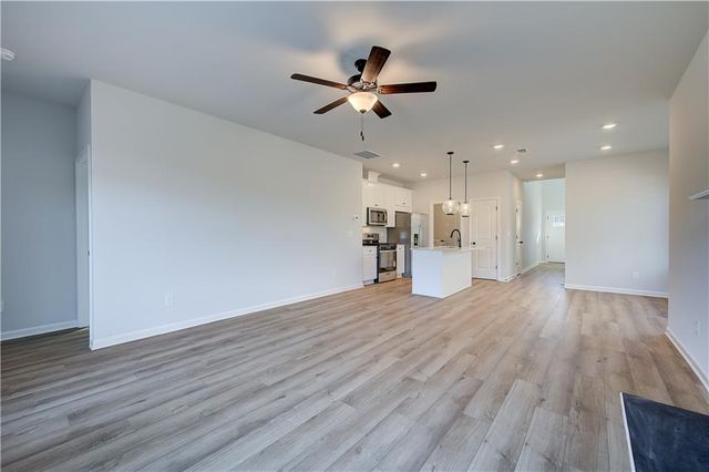 332 Bedford Trace, Conyers, GA 30094