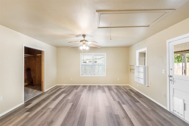 224 W Doyle Street, Granbury, TX 76048