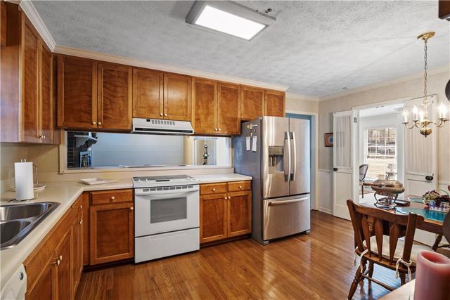 112 Thornwood SW Drive, Rome, GA 30165