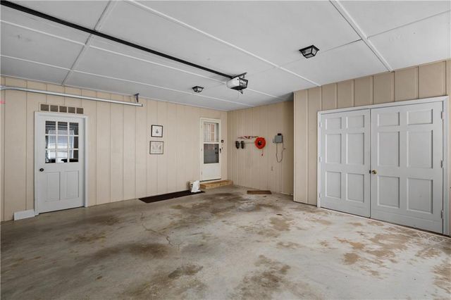 112 Thornwood SW Drive, Rome, GA 30165