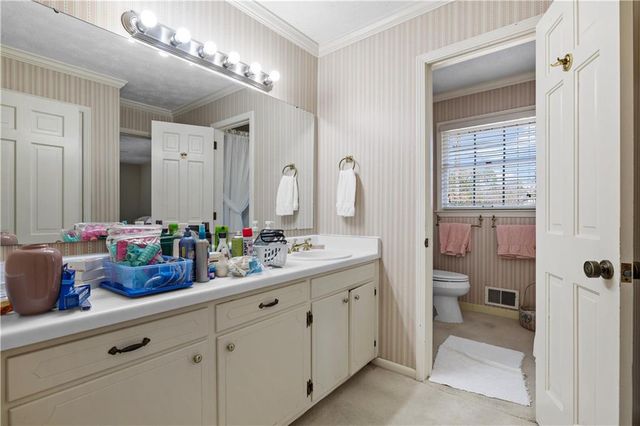 112 Thornwood SW Drive, Rome, GA 30165