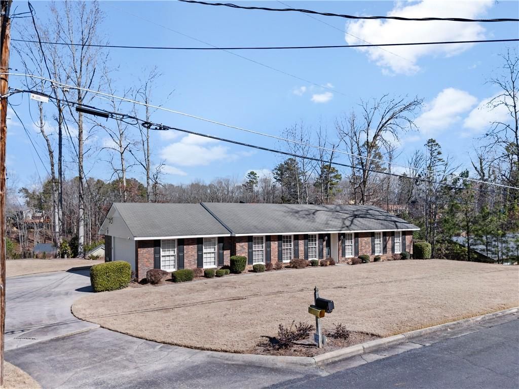 112 Thornwood SW Drive, Rome, GA 30165