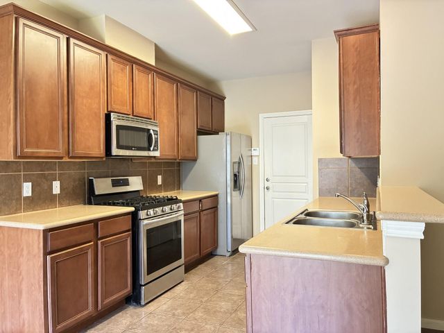 8327 Cassidy Creek Court, Houston, TX 77095