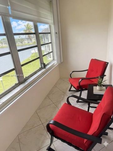 1530 NE 191st St 305, Miami, FL 33179