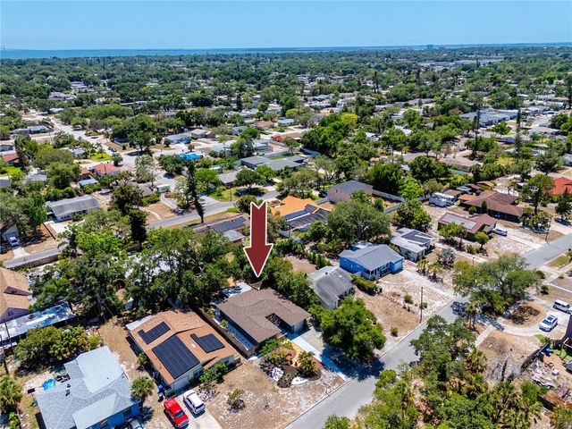 630 JASMINE WAY S, St Petersburg, FL 33705