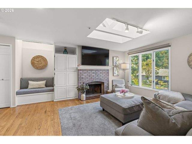 3633 SPRING Blvd, Eugene, OR 97405
