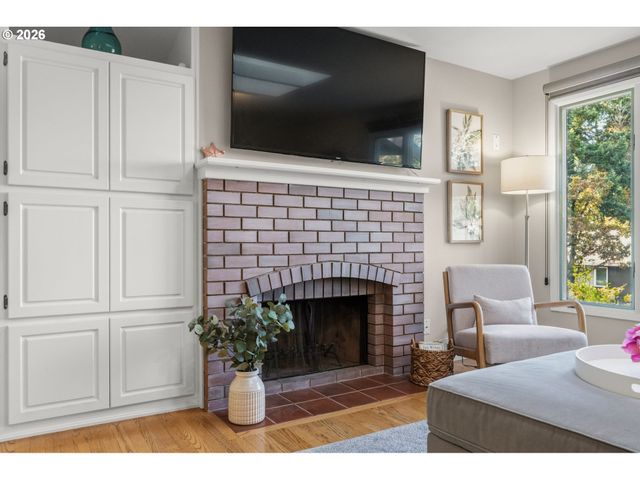 3633 SPRING Blvd, Eugene, OR 97405