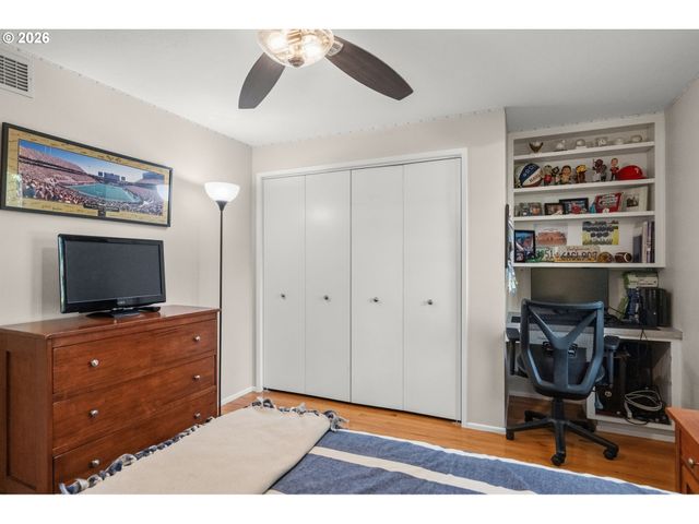 3633 SPRING Blvd, Eugene, OR 97405