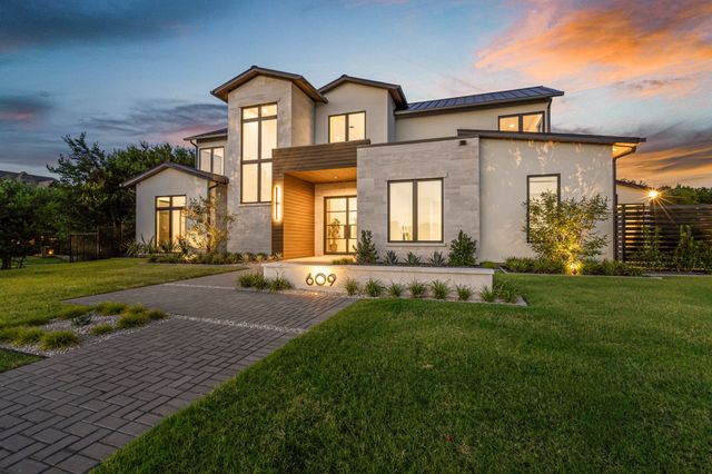2205 Still Water Court, Southlake, TX 76092