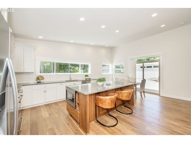 8159 Sw 85TH Ave, Portland, OR 97223